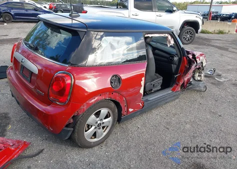 2015 Mini Hardtop Cooper из США, поврежденный, VIN WMWXM5C56FT942467